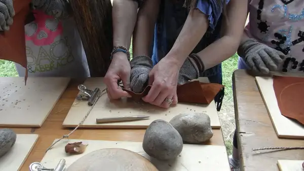 Viaggio nel tempo a Montale: quando l'archeologia diventa spettacolo