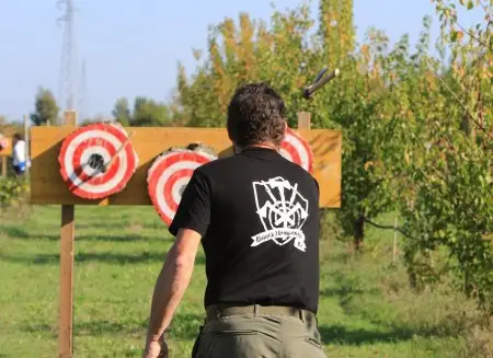 Carpi di nuovo capitale mondiale del lancio di coltelli