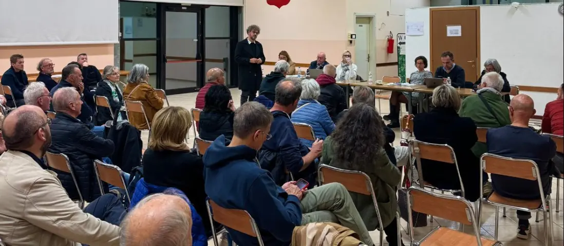 Parlane con il Sindaco fa tappa a Migliarina: Righi tra imprese, cittadini e un'assemblea sotto le stelle