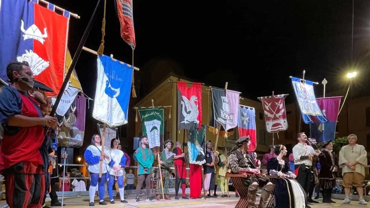Streghe, fuoco e inquisitori scendono in piazza: Finalestense torna a Finale Emilia con la sua XXIX edizione